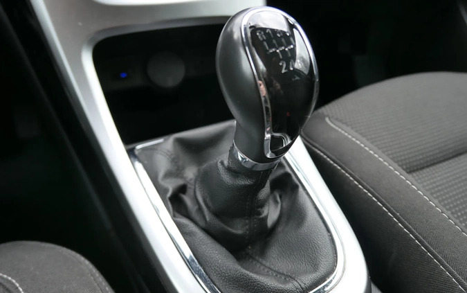 Opel Astra cena 26900 przebieg: 250000, rok produkcji 2014 z Nowe Miasto Lubawskie małe 254